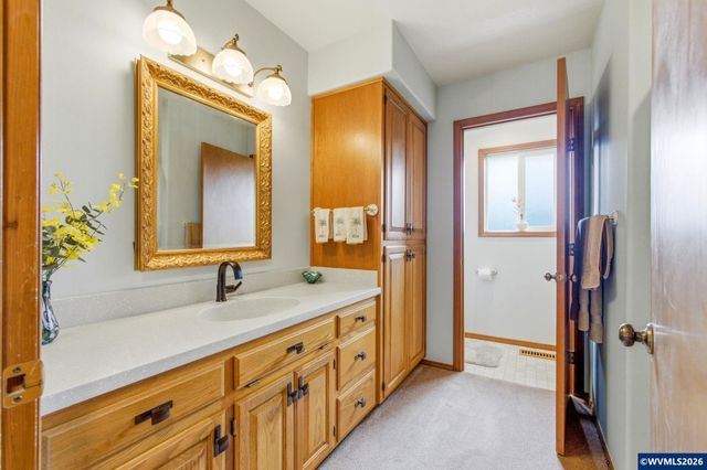 6497 Mahalo Dr SE, Salem, OR 97317