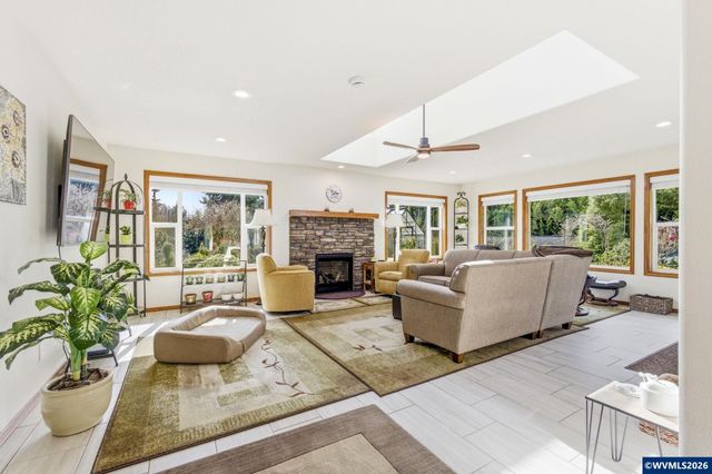 6497 Mahalo Dr SE, Salem, OR 97317