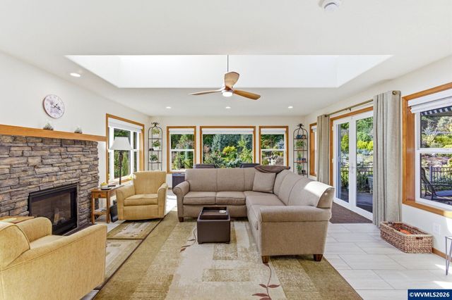 6497 Mahalo Dr SE, Salem, OR 97317