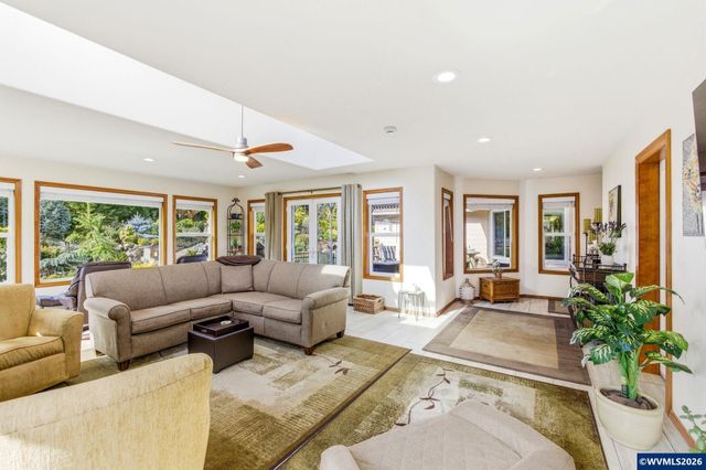 6497 Mahalo Dr SE, Salem, OR 97317