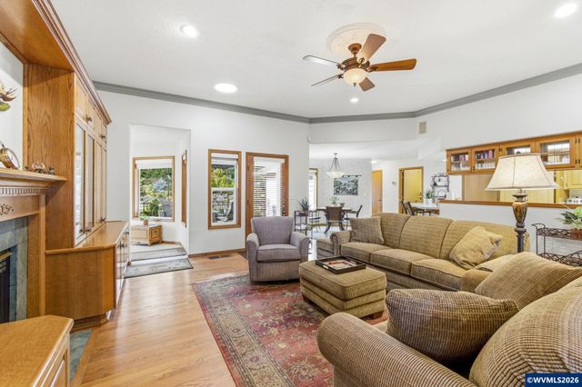 6497 Mahalo Dr SE, Salem, OR 97317