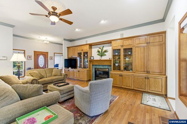 6497 Mahalo Dr SE, Salem, OR 97317