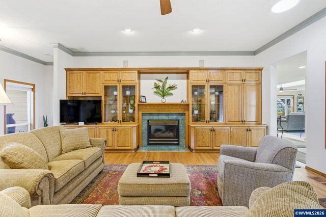 6497 Mahalo Dr SE, Salem, OR 97317