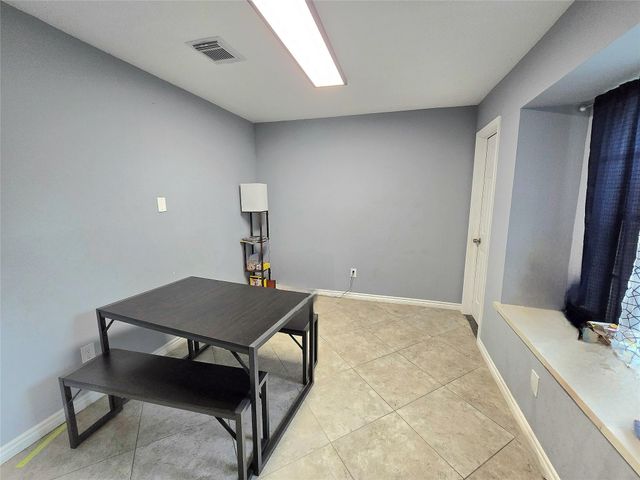 5205 Winding Brook Drive, Dickinson, TX 77539