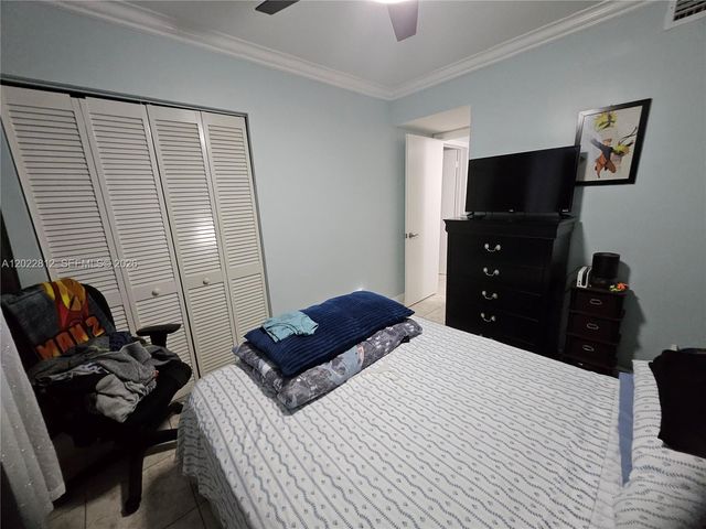212 Lake Pointe Dr 113, Oakland Park, FL 33309