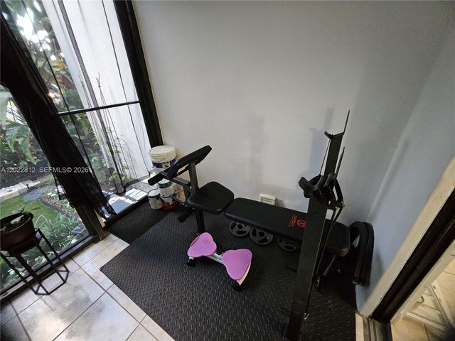 212 Lake Pointe Dr 113, Oakland Park, FL 33309