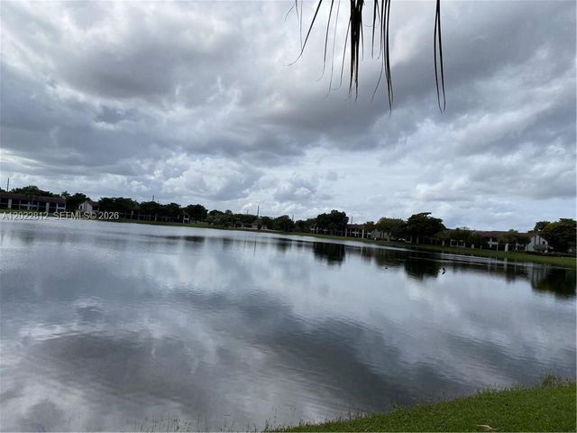 212 Lake Pointe Dr 113, Oakland Park, FL 33309