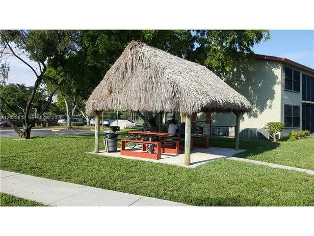212 Lake Pointe Dr 113, Oakland Park, FL 33309