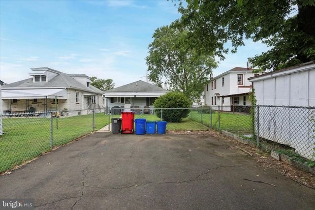 720 CORSON ST, Bristol, PA 19007