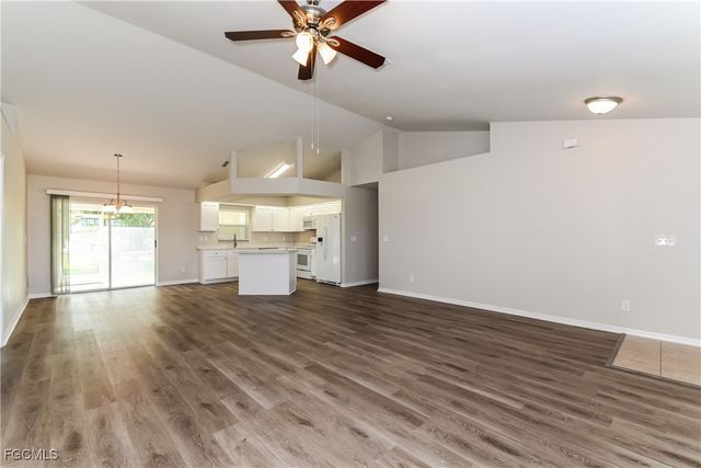 349 SW 28th PL, Cape Coral, FL 33991