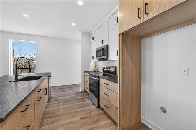 22504 W 93rd Terrace, Lenexa, KS 66227