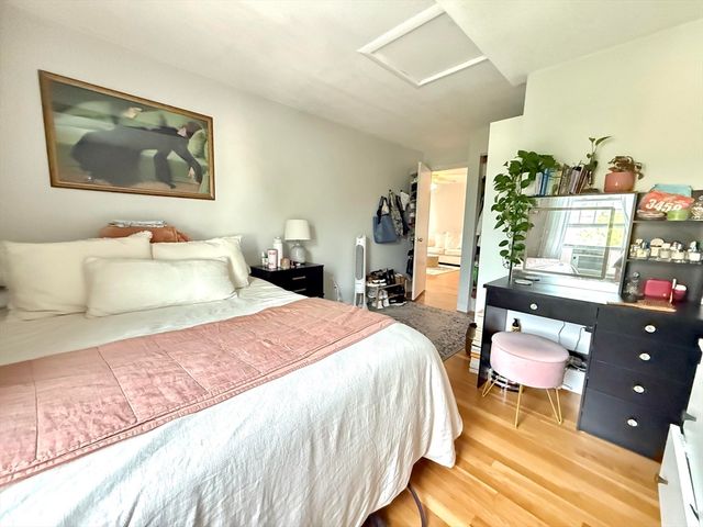 373 K St 2, Boston, MA 02127