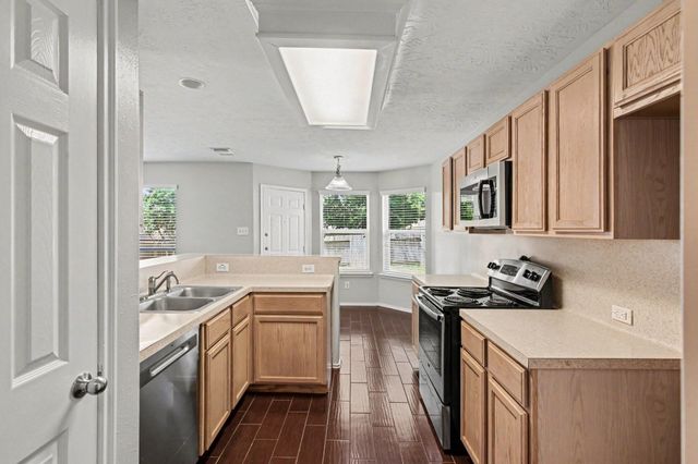 18495 Sunrise Pines Drive, Montgomery, TX 77316