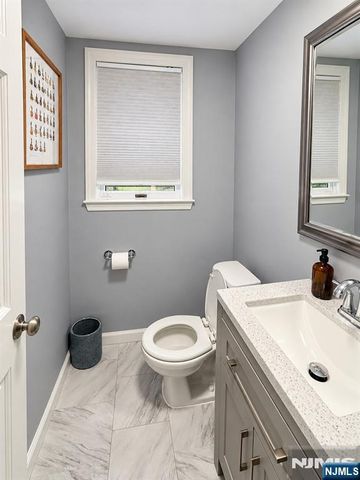 511 Gallows Hill Road, Cranford, NJ 07016