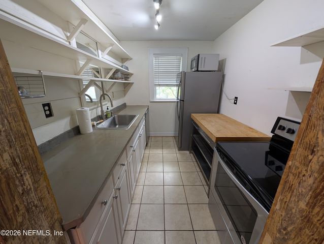 2701 MYRA Street, Jacksonville, FL 32204