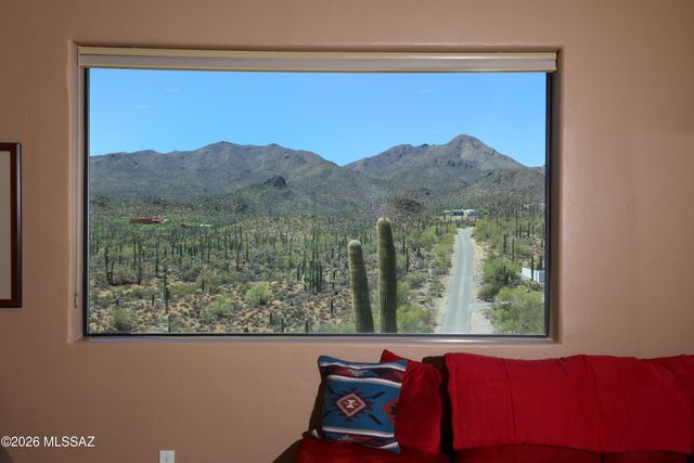 3700 N Avenida Dos Vistas, Tucson, AZ 85745