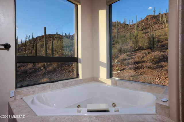 3700 N Avenida Dos Vistas, Tucson, AZ 85745