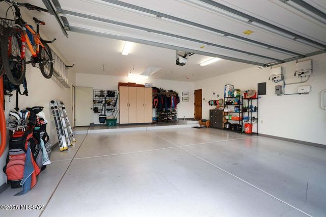 3700 N Avenida Dos Vistas, Tucson, AZ 85745