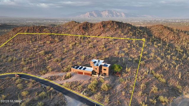 3700 N Avenida Dos Vistas, Tucson, AZ 85745