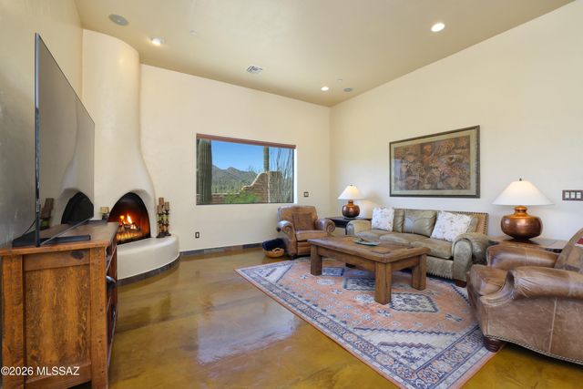 3700 N Avenida Dos Vistas, Tucson, AZ 85745
