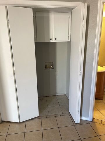 9520 Royal Lane, Dallas, TX 75243