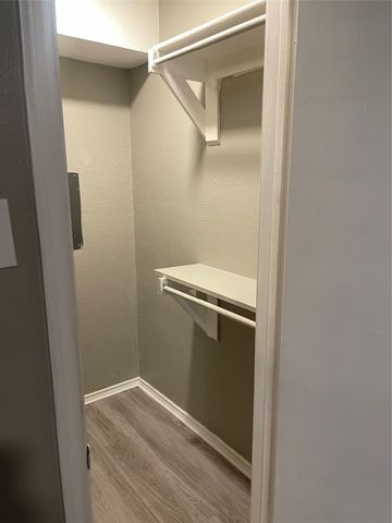 9520 Royal Lane, Dallas, TX 75243