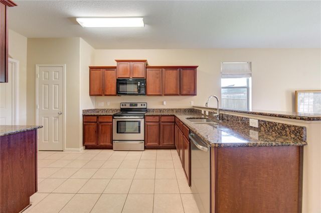 4907 Flagstone Pine Lane, Richmond, TX 77469