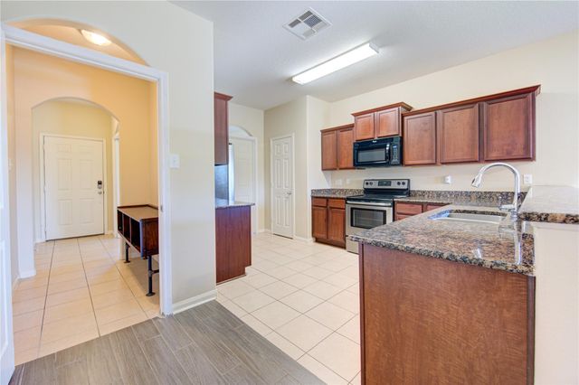 4907 Flagstone Pine Lane, Richmond, TX 77469