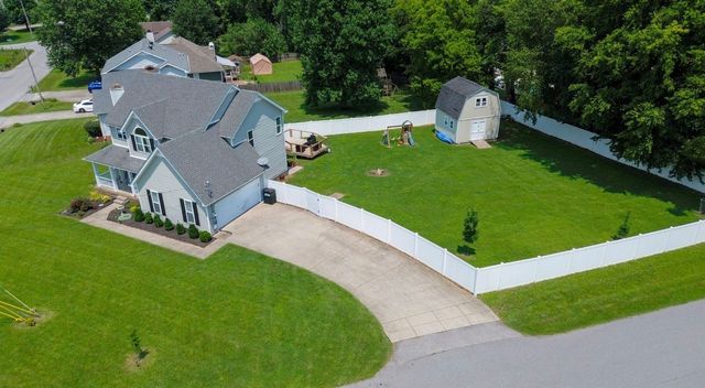 3423 E Henderson Way, Clarksville, TN 37042