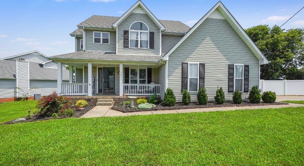 3423 E Henderson Way, Clarksville, TN 37042