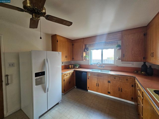 6107 Ralston Ave, Richmond, CA 94805