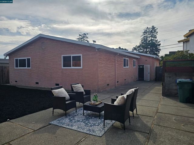 6107 Ralston Ave, Richmond, CA 94805