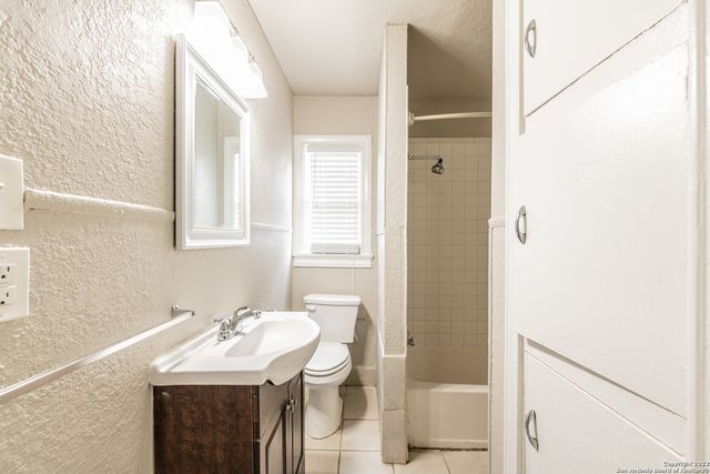 217 Natalen Ave Unit 3, San Antonio, TX 78209