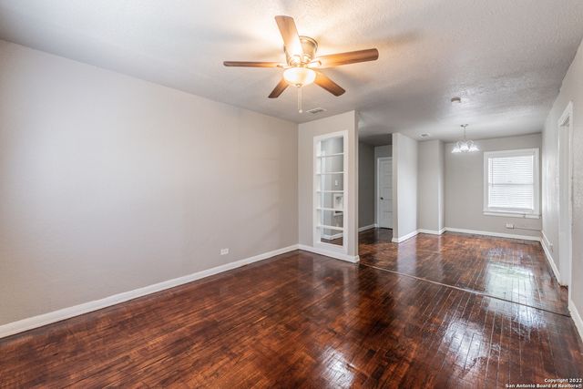 217 Natalen Ave Unit 3, San Antonio, TX 78209