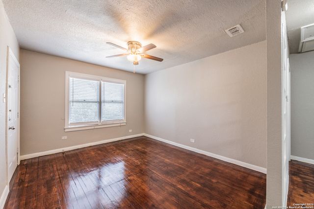 217 Natalen Ave Unit 3, San Antonio, TX 78209