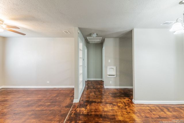 217 Natalen Ave Unit 3, San Antonio, TX 78209