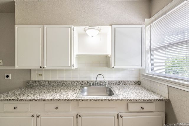 217 Natalen Ave Unit 3, San Antonio, TX 78209