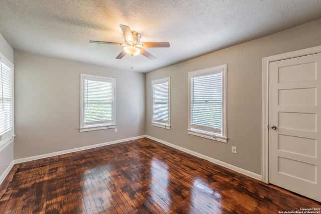 217 Natalen Ave Unit 3, San Antonio, TX 78209