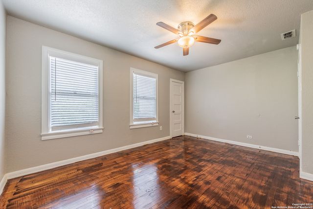 217 Natalen Ave Unit 3, San Antonio, TX 78209