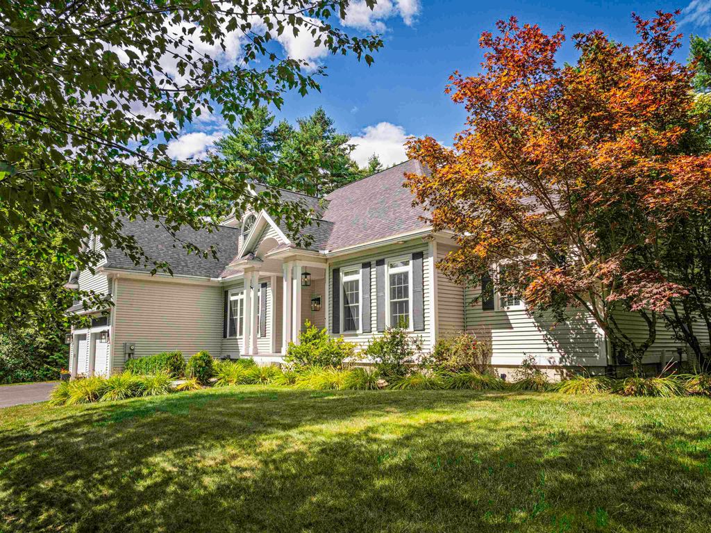 45 Boxwood Lane, Dover, NH 03820