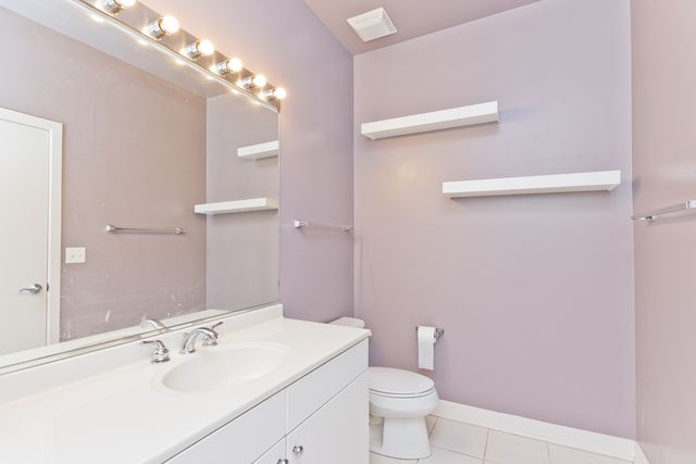 1515 S Halsted Street 214, Chicago, IL 60607