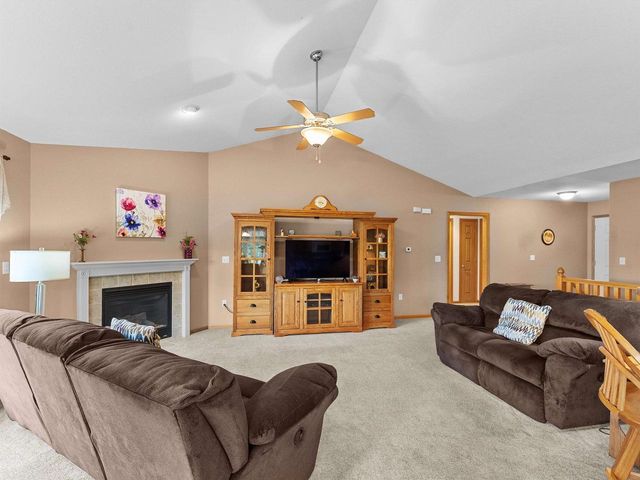108 Sarahs Way, Sheboygan Falls, WI 53085