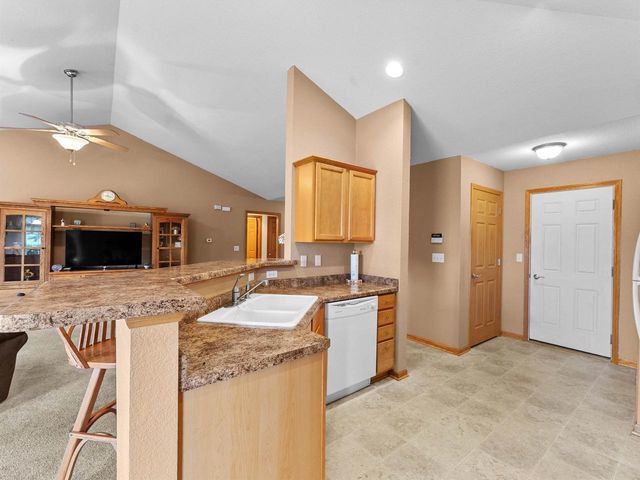 108 Sarahs Way, Sheboygan Falls, WI 53085