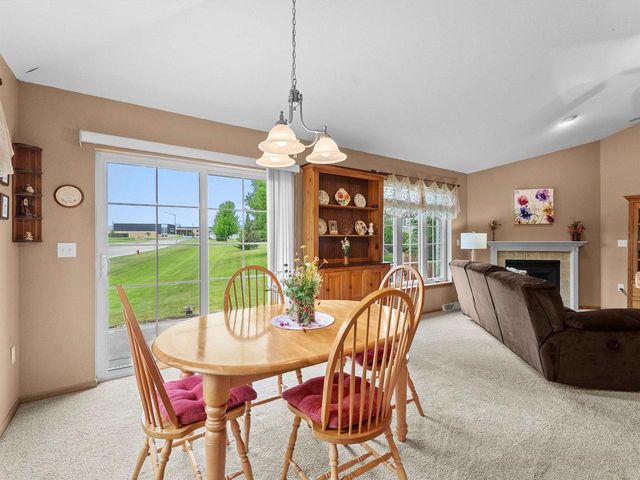 108 Sarahs Way, Sheboygan Falls, WI 53085