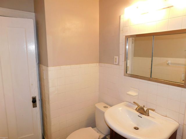 1456 Wayburn Street, Grosse Pointe Park, MI 48230