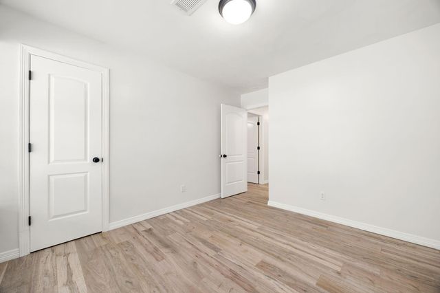 6203 Rutherglenn Drive, Houston, TX 77096