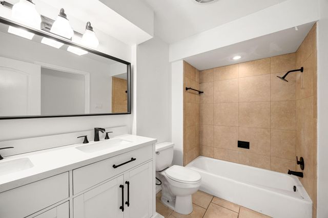6203 Rutherglenn Drive, Houston, TX 77096