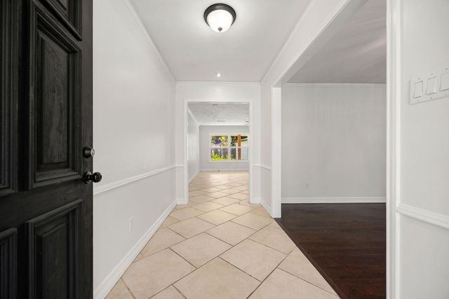 6203 Rutherglenn Drive, Houston, TX 77096