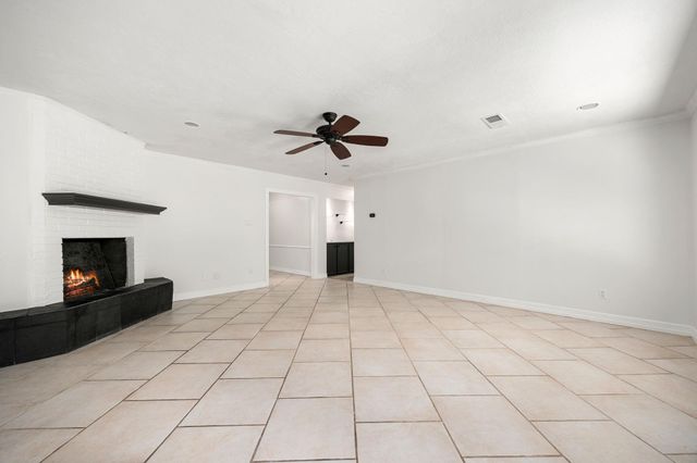 6203 Rutherglenn Drive, Houston, TX 77096