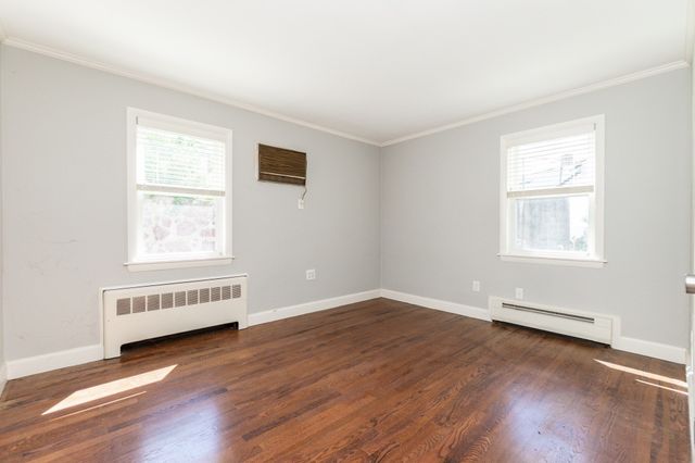 92 Elsie St, Everett, MA 02149